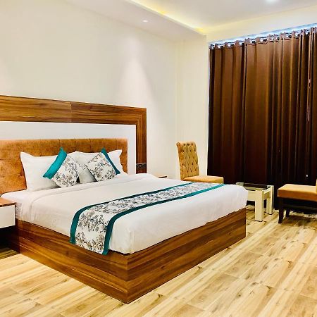 Hotel White House By An Hotels - Walking Distance From Golden Temple Amritsar Eksteriør billede