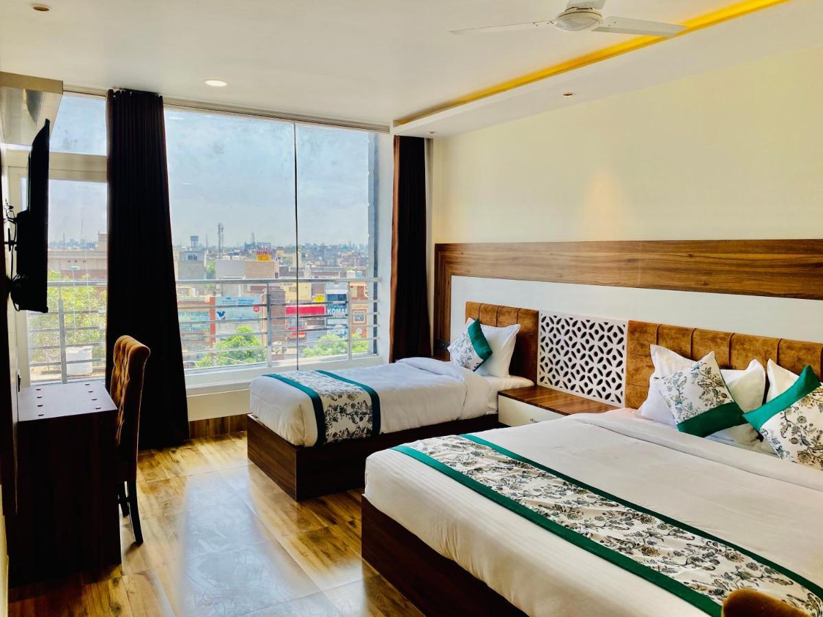 Hotel White House By An Hotels - Walking Distance From Golden Temple Amritsar Eksteriør billede