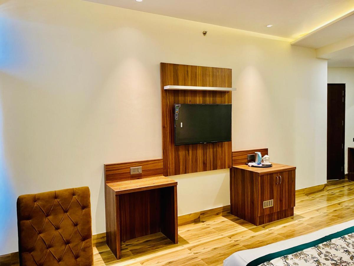Hotel White House By An Hotels - Walking Distance From Golden Temple Amritsar Eksteriør billede