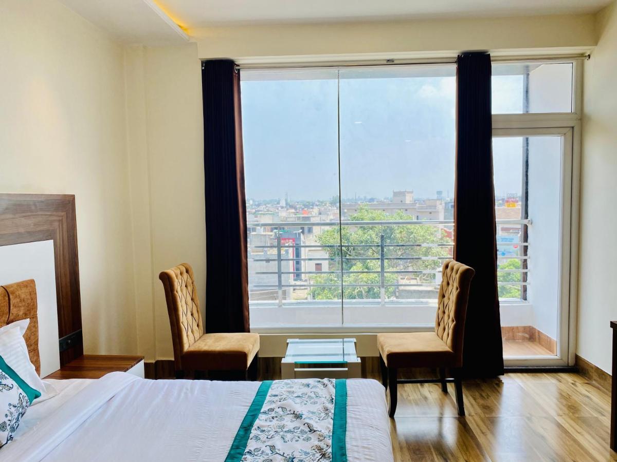 Hotel White House By An Hotels - Walking Distance From Golden Temple Amritsar Eksteriør billede