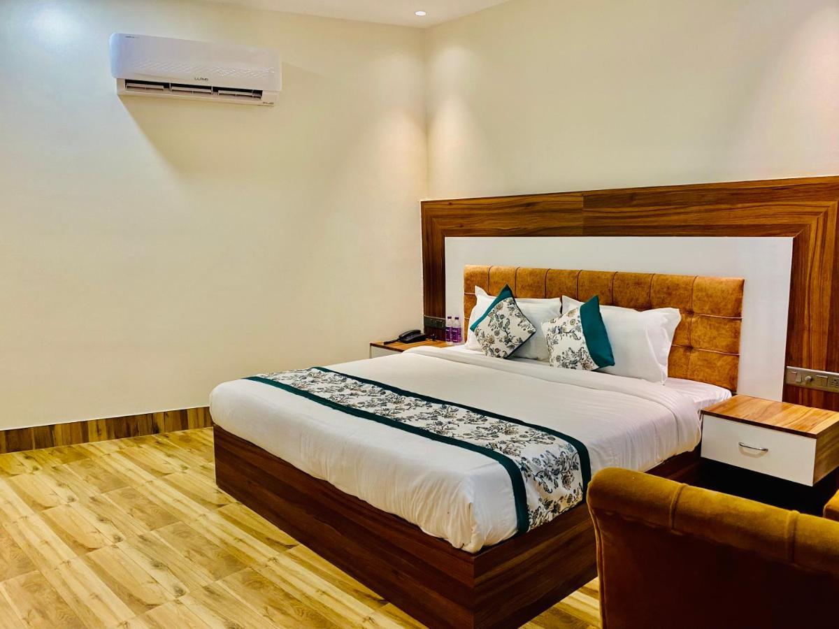 Hotel White House By An Hotels - Walking Distance From Golden Temple Amritsar Eksteriør billede